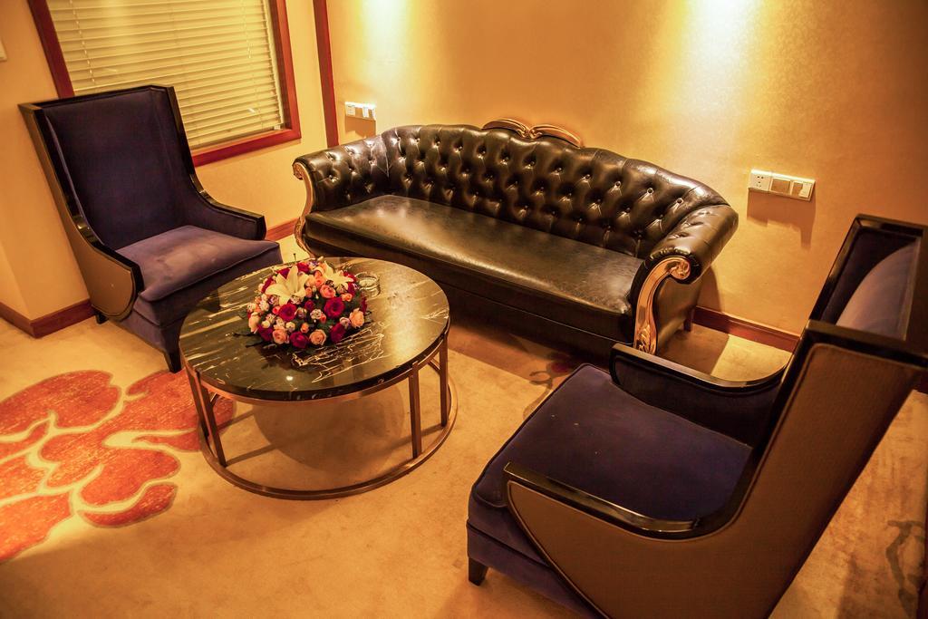Xiangjiang Hotel Kunming Exterior foto